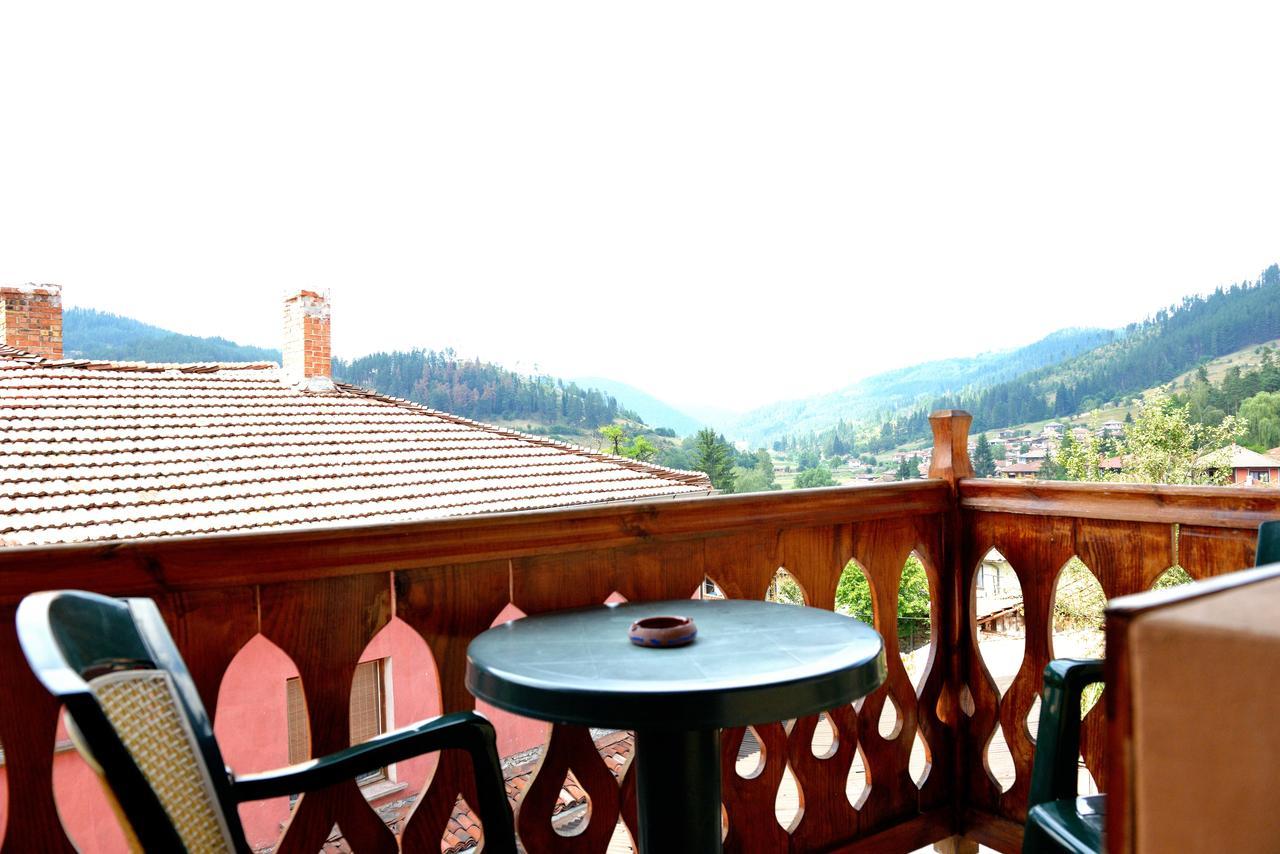 Guest House Mavrudieva โคปริฟชทิทซา ภายนอก รูปภาพ
