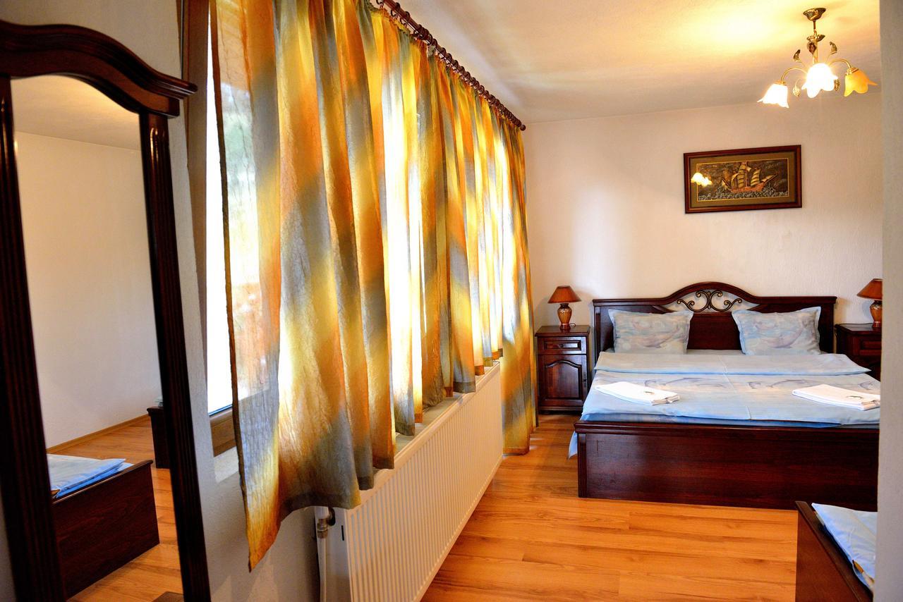 Guest House Mavrudieva โคปริฟชทิทซา ภายนอก รูปภาพ
