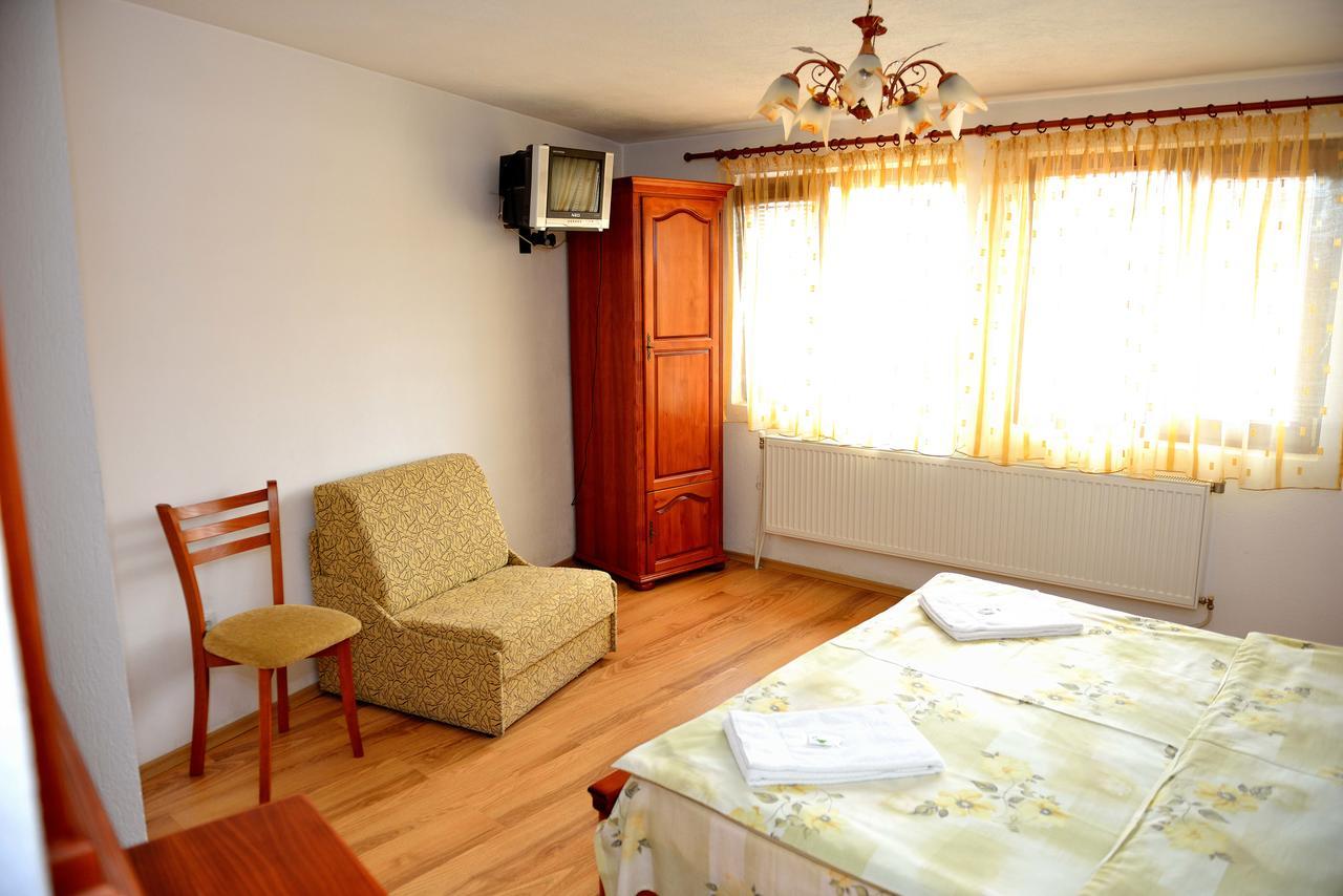 Guest House Mavrudieva โคปริฟชทิทซา ภายนอก รูปภาพ