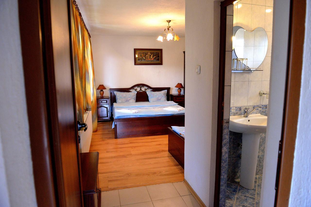 Guest House Mavrudieva โคปริฟชทิทซา ภายนอก รูปภาพ