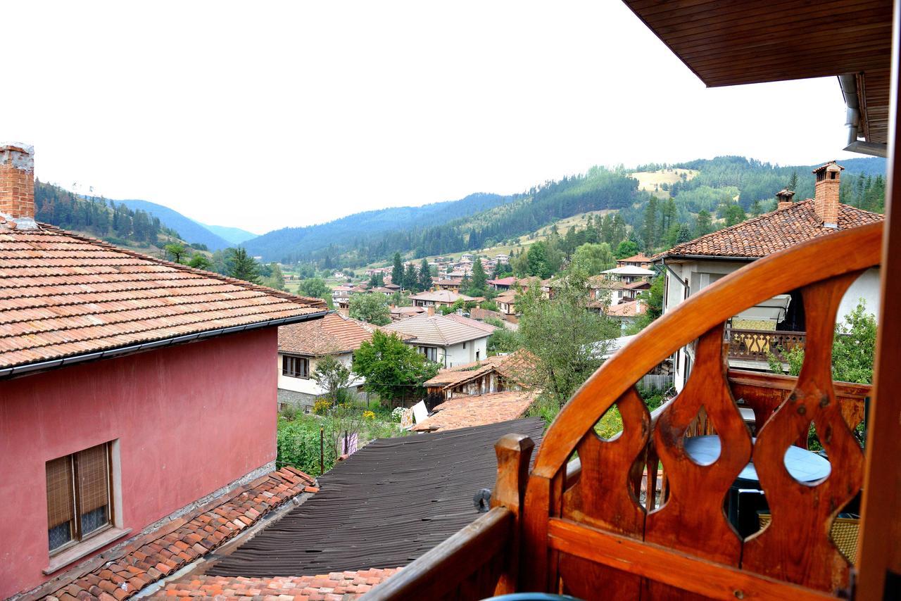 Guest House Mavrudieva โคปริฟชทิทซา ภายนอก รูปภาพ
