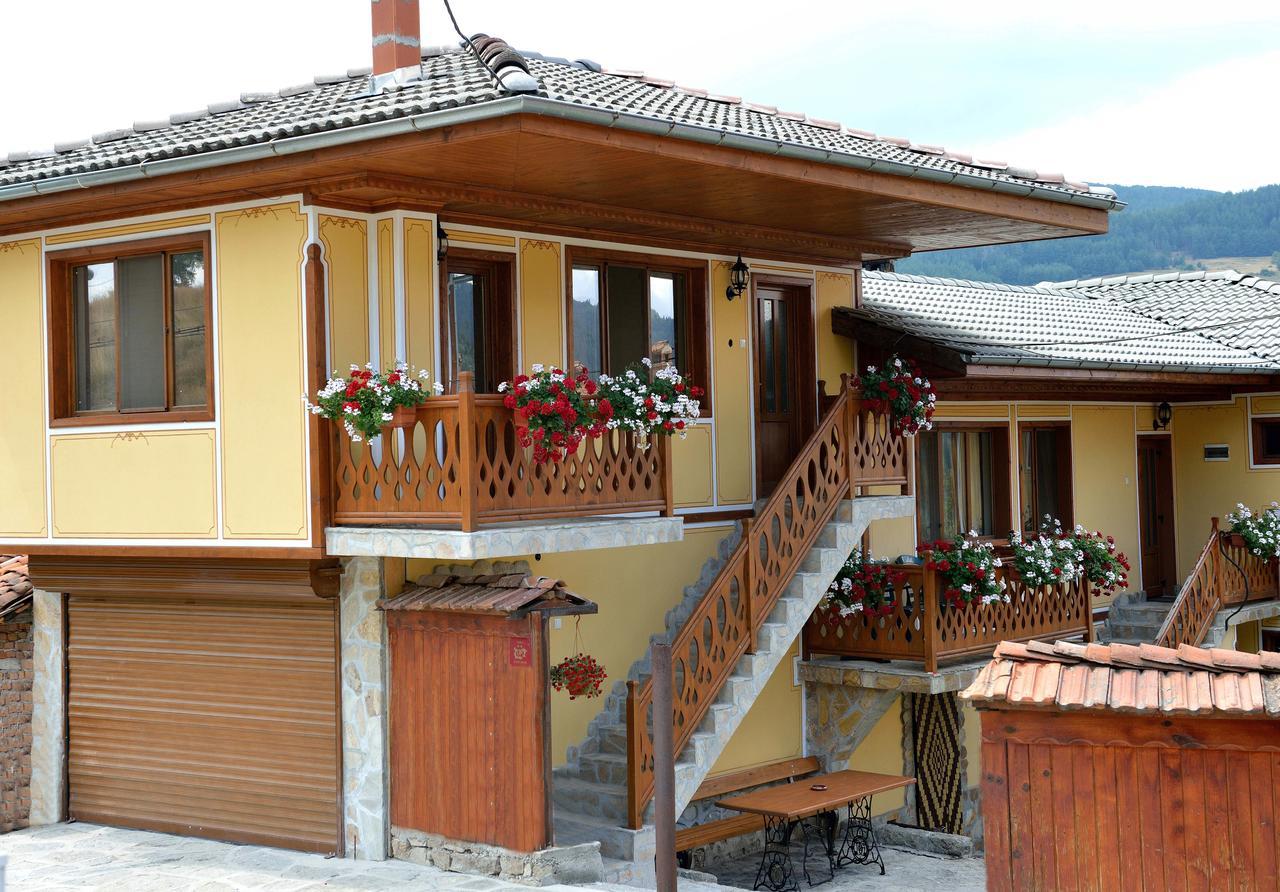 Guest House Mavrudieva โคปริฟชทิทซา ภายนอก รูปภาพ